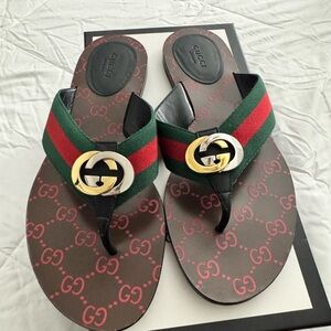 Gucci Womens Thong Sandal
